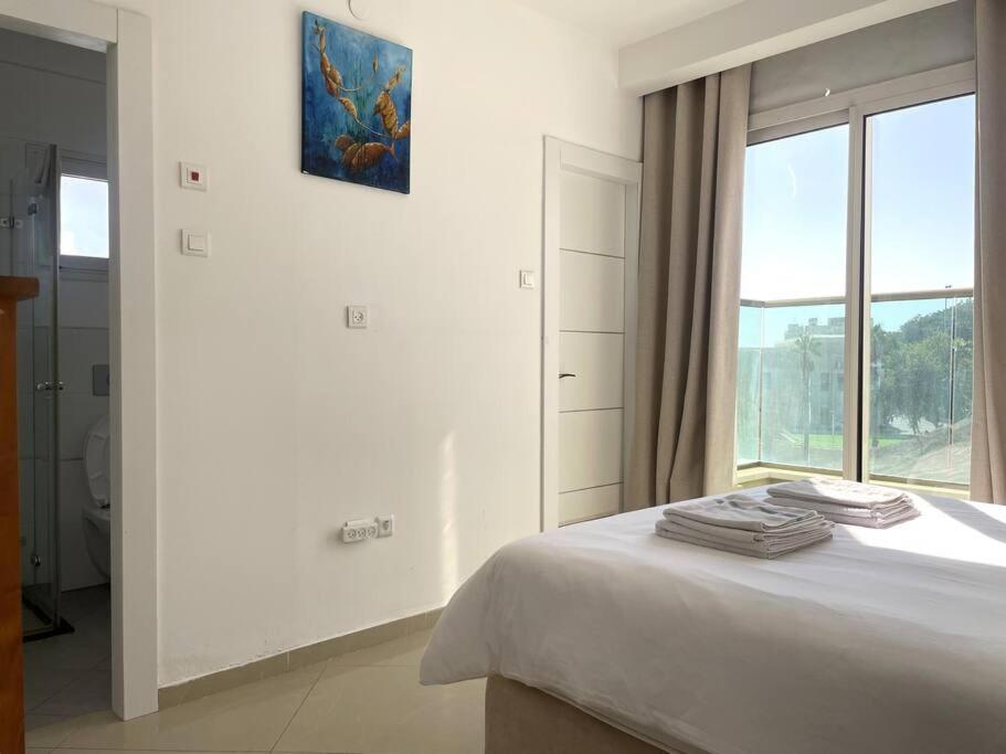 Sunny 3Br Apartment Golf Residence Eilat Bagian luar foto