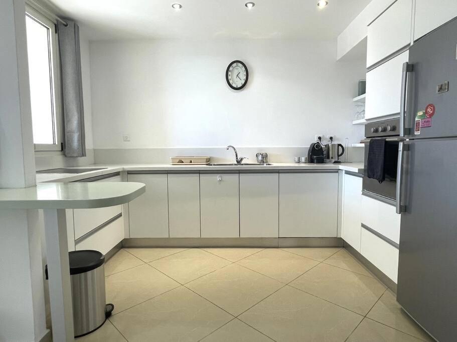 Sunny 3Br Apartment Golf Residence Eilat Bagian luar foto